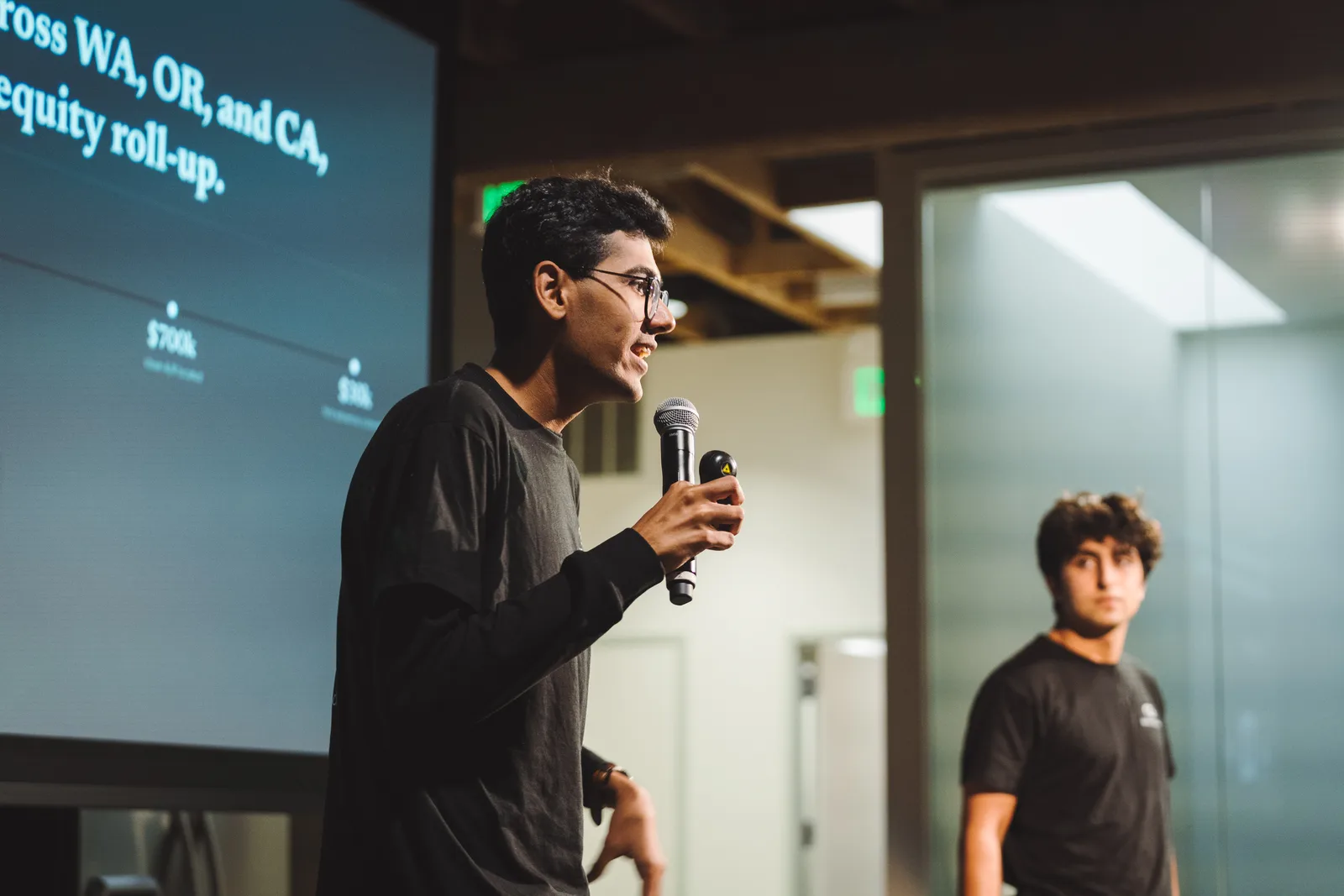 A founder presenting to the Launchpad audience